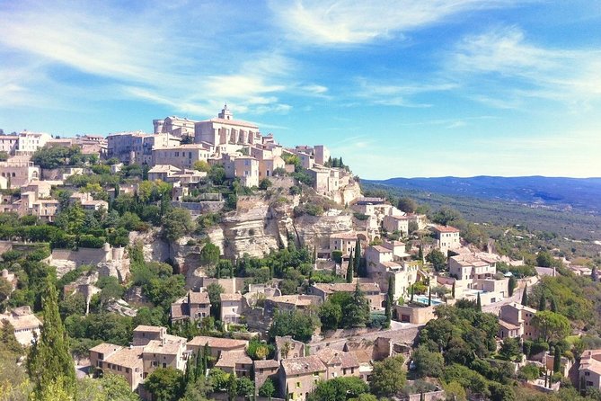 Picturesque Luberon - From AIX-EN-PROVENCE - Gordes clifftop views: Tuesday market day vs photo-stop days
