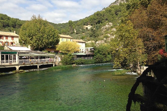 Picturesque Luberon - From AIX-EN-PROVENCE - Sunday at L’Isle-sur-la-Sorgue: why this market stop is special