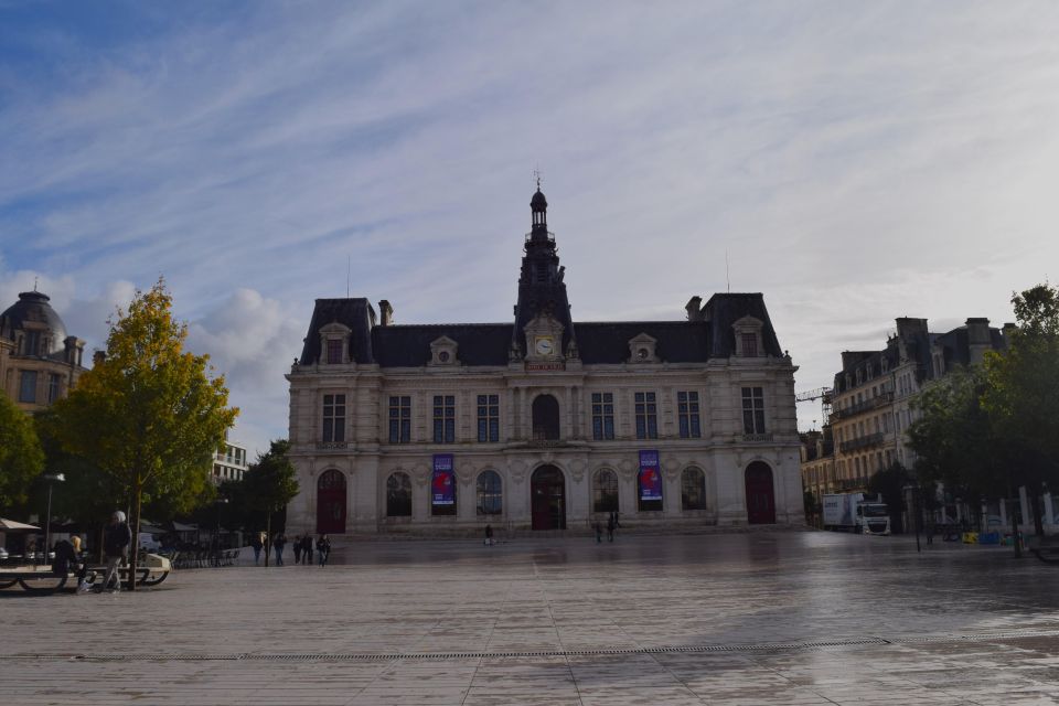 Poitiers : Napoleon III's Walking Tour - Key points about the Poitiers walk