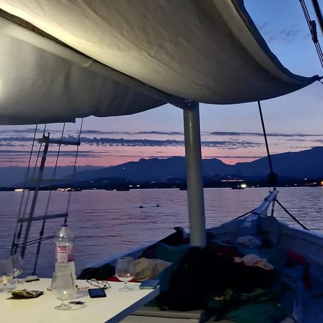 Porto-Vecchio: dinner aperitif at the sunset at sea - Crew energy: Jean-Michel and Maria set the tone