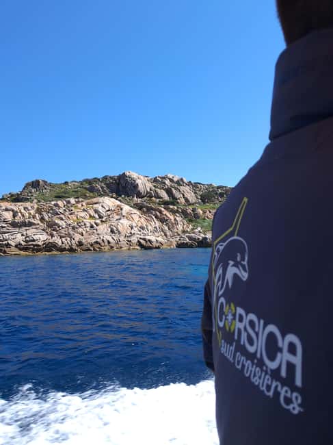 Porto-Vecchio: Lavezzi Archipelago & Cerbicales Island Tour - Getting afloat: Porto-Vecchio departure and what matters in the first 30 minutes
