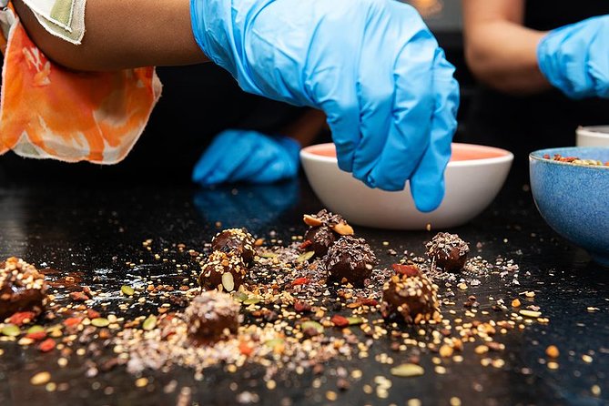 Praliné Rocher Chocolate making class in Paris (collective) - Key things to know before you go