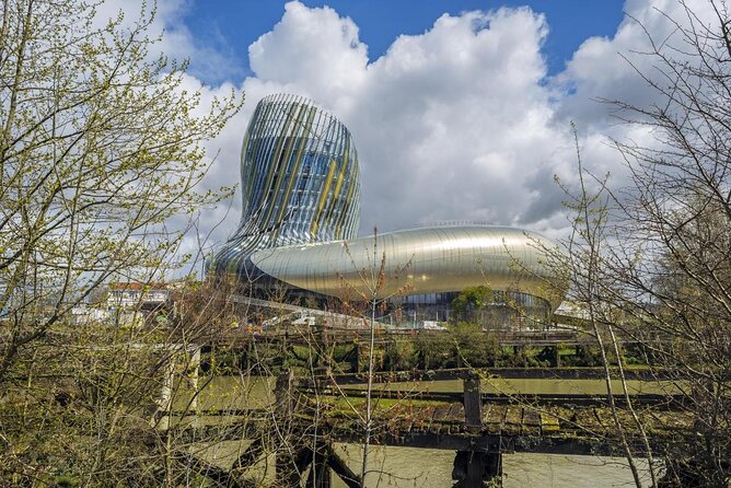 Prestige Commented Cruise glass of wine and Canelé in Bordeaux - Key things to know before you board