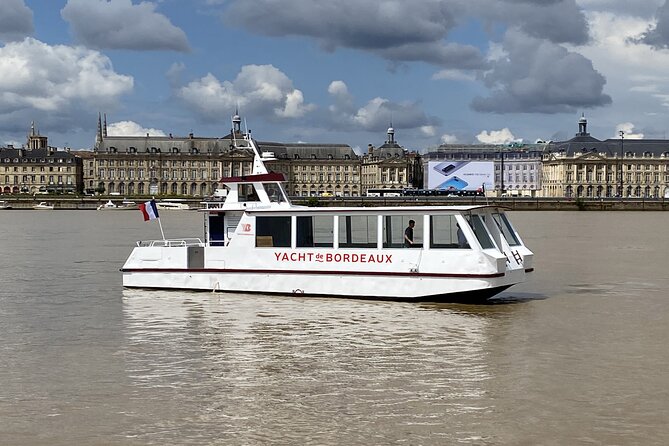 Prestige Commented Cruise glass of wine and Canelé in Bordeaux - The river gate and why the shoreline mattered