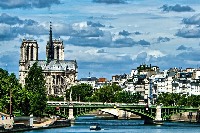 Private 10-hour Shore Excursion to Paris from Le Havre (official guide in Paris) - Eiffel Tower and Trocadéro Views: the classic stop done right