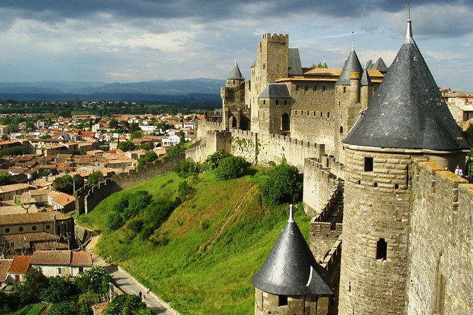 Private 2-hour Walking Tour of Carcassone with official tour guide - Is $451.04 per person good value?