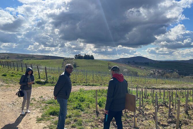 Private Beaujolais wine tour - Guides Hugo and Pablo: passion you can actually use