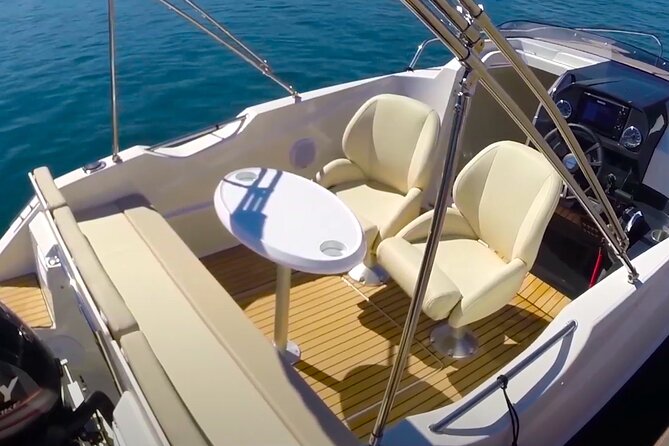 Private Boat Tour from Nice to Monaco, boat tour Nice - Comfort, Safety, and Family Fit