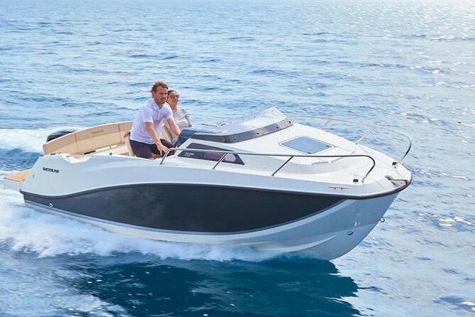 Private Boat Tour from Nice to Monaco, boat tour Nice - Where You Start: 25 Quai Lunel and Getting Onboard Smoothly