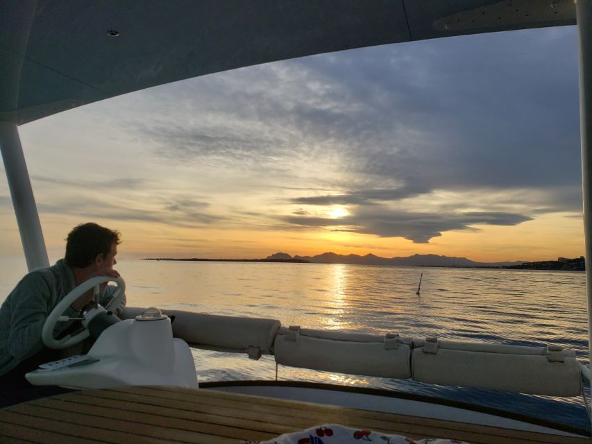 Private catamaran trip in the Bay of Juan les Pins at sunset - Seeing Juan les Pins from the water