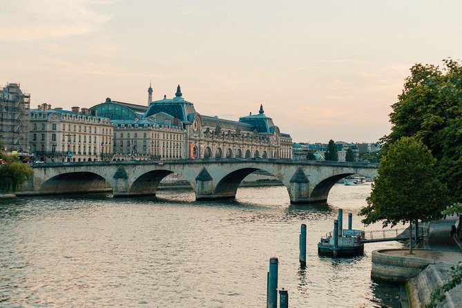 Private City Kickstart Tour: Paris - Shakespeare & Company, Square René Viviani, and the literary side of Paris