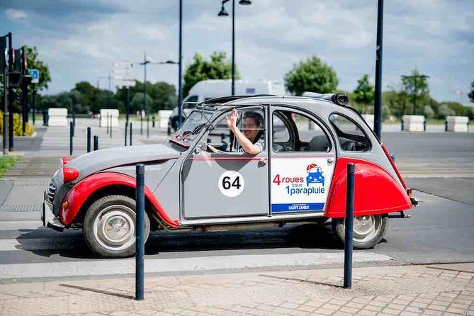 Private City Tour of Bordeaux in a Citroën 2CV - 1h30 - Your Bordeaux Stop-by-Stop Route: Squares, Churches, Doorways