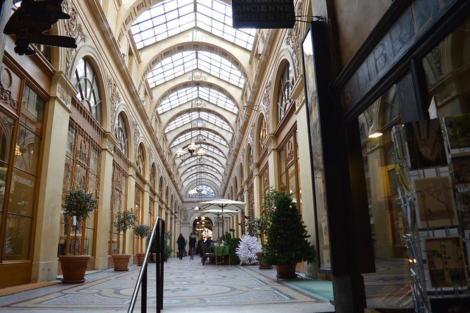 Private Covered Passages & Palais Royal Gardens 2-Hour Tour - The Bourse de Paris as a city marker
