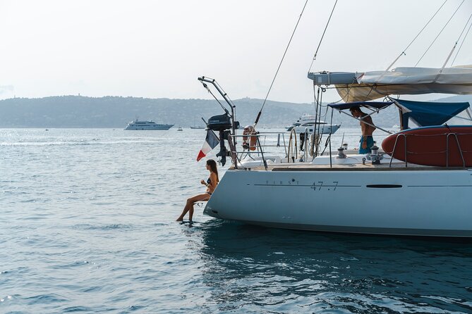 Private cruise to Cap d'Antibes and the Lérins Islands by sailboat - How much value do you get for $1,318.35?