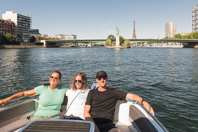 Private Cruise to Discover Paris - Getting the most from the river views