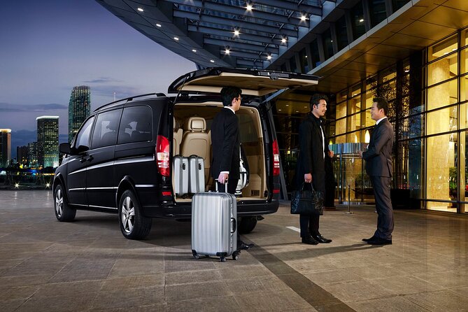 Private Departure Transfer from Paris to CDG or ORLY Airports - Price and value: what you’re really paying for at $69.50 per person