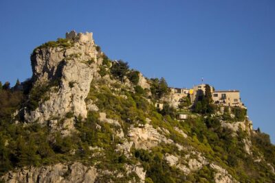 Private excursion from Villefranche in Citroën Méhari to Eze and Monaco - Crossing the Grande Corniche toward Monaco