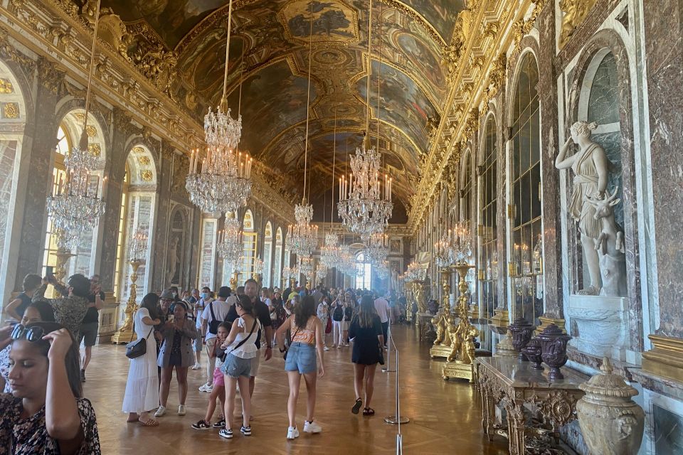 Private Fontainebleau, Versailles, Trianon from Paris - Key points at a glance