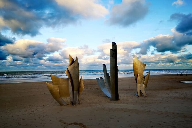 Private Full day American D-Day Guided Tour in Bayeux - Stop 3: Pointe du Hoc and why the cliffs feel unreal