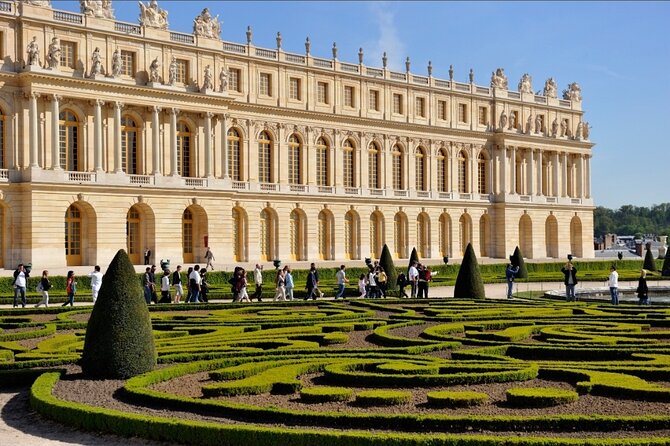 Private Full Day Paris trip including Louvre and Versailles with Pickup - Eiffel Tower and Trocadéro: good views, no tower visit