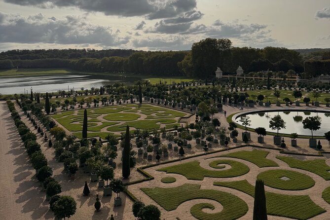 Private Full Day Tour to Versailles and Giverny from Paris with Hotel Pick Up - Price and what you receive for it