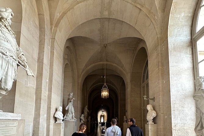 Private Full Day Tour to Versailles and Giverny from Paris with Hotel Pick Up - Practical details before you book