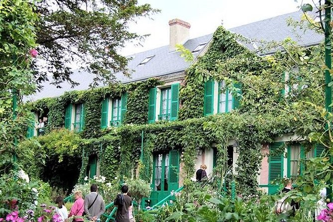 Private Giverny Roundtrip and Entrance Ticket from Paris - The Drive From Paris to Giverny