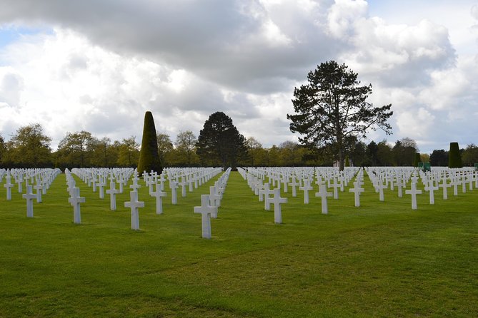 Private guided Allied D-Day Tour from Bayeux - Courseulles-sur-Mer: the Canadian Juno-sector story you can actually picture