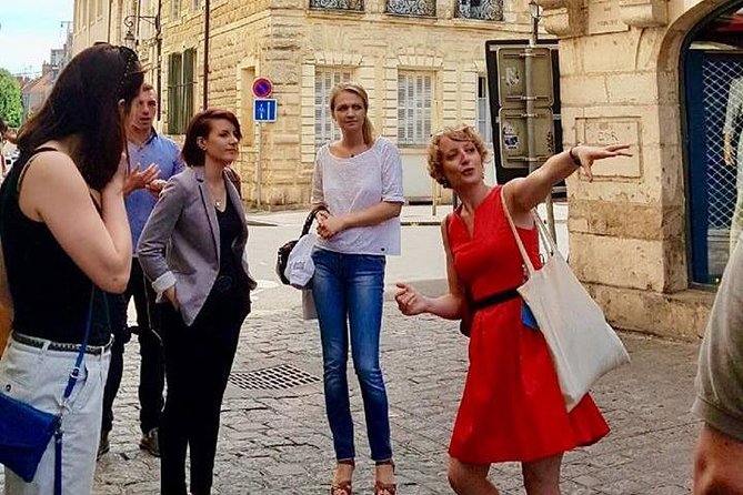 Private guided tour - Dijon - 2h - Les Halles and Dijon’s food identity