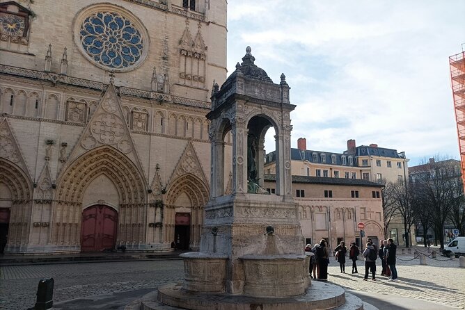 Private guided tour of Old Lyon with your official tour guide ! - Key points to know before you book