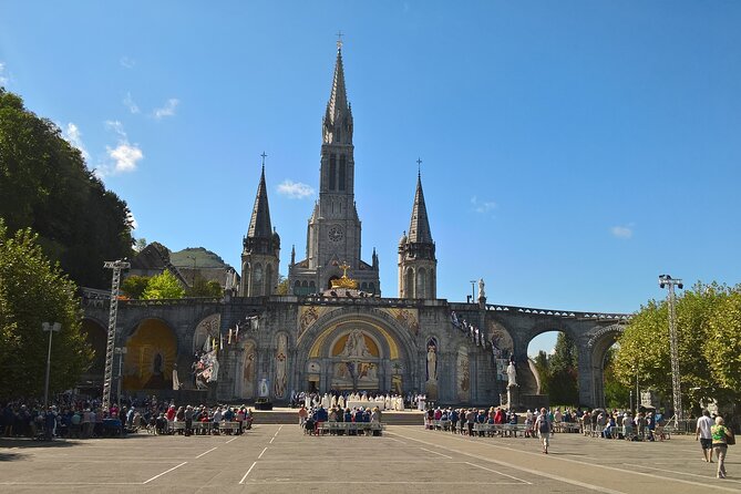 Private guided tours of Lourdes / Walking tour - Private guided Lourdes: start with pickup and a pace that fits your group