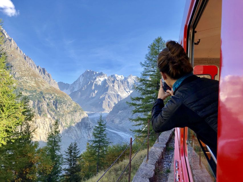 Private Guided Visit of Mer de Glace - Meeting Mer de Glace at 1,913 meters