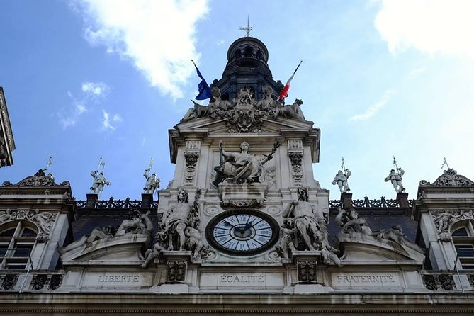 Private Half Day Historic Tour - Île de la Cité: Paris Begins on a Fishermen’s Island