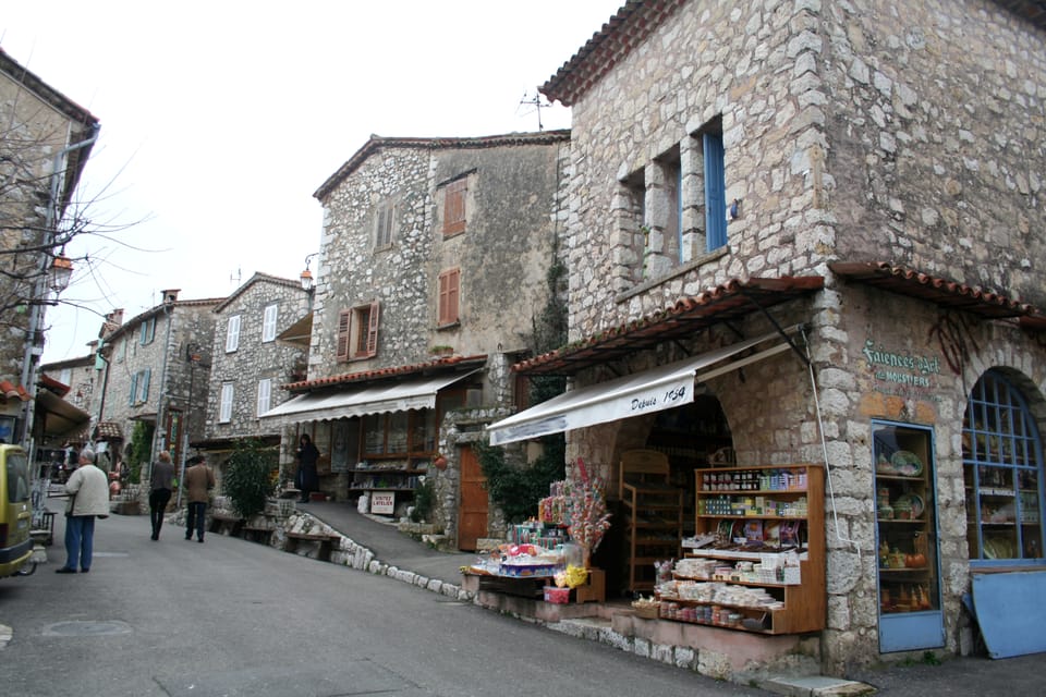 Private Half-Day Tour of the French Riviera in a Vintage Car - Medieval village time in Gourdon style