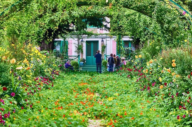 Private Half-Day Tour to Monet's Garden in Paris - Price, inclusions, and overall value
