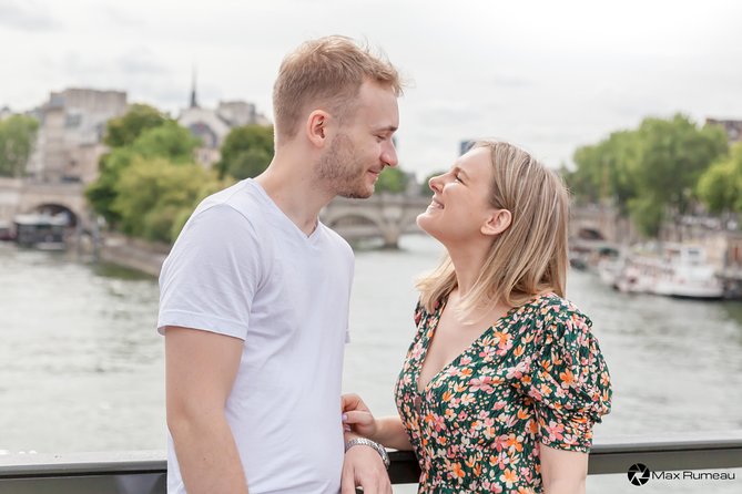 Private Historical Photo Tour in Paris - Pont Neuf: the historic bridge that makes your photos feel timeless