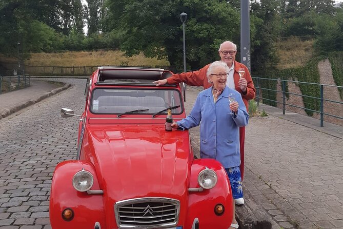Private Lille Tour by Classic Convertible 2CV with Champagne - Why a 2CV convertible is a smart way to read Lille