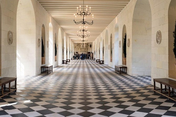 Private Loire Valley Day Trip: Chambord, Chenonceau & Clos Lucé - Chambord, the grand finale