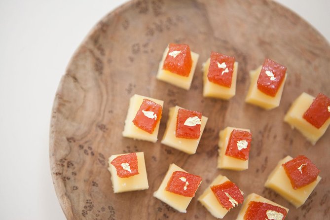 Private Market Tour and Classic French Cooking Class in Paris - Timing, meeting details, and practical planning