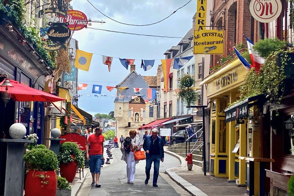 Private Mont Saint-Michel, Honfleur Trip by Mercedes - The return to Paris is the price of a single day