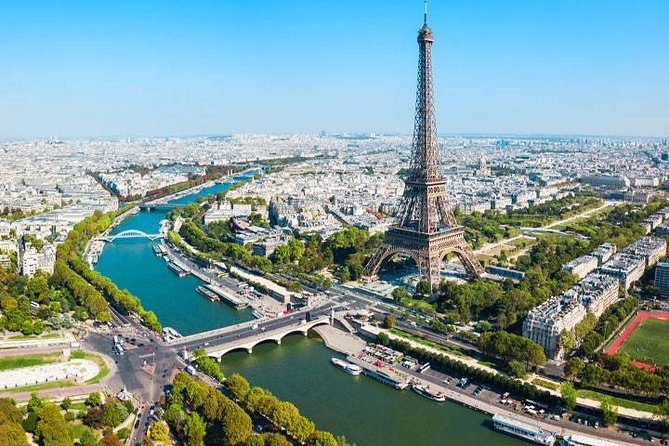 Private One-Way Transfer: City of Paris - How pickup really works when your driver meets you in Paris