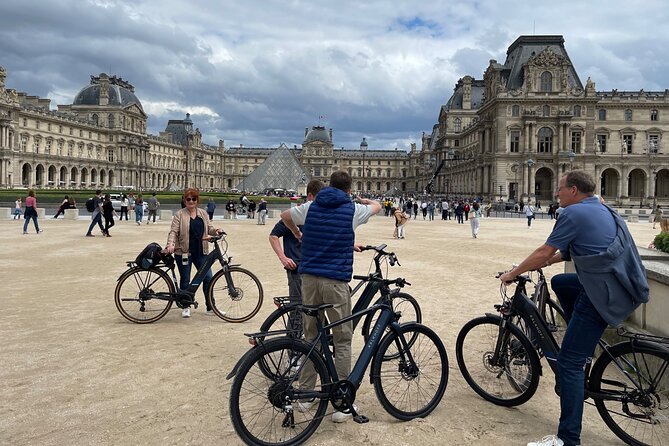Private Paris E-bike city highlights tour - Pont Alexandre III: the bridge photos that always work