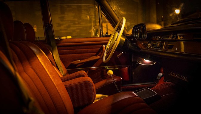 Private Paris guided Tour by classic 1970 Mercedes S Class - Why this Mercedes ride feels different