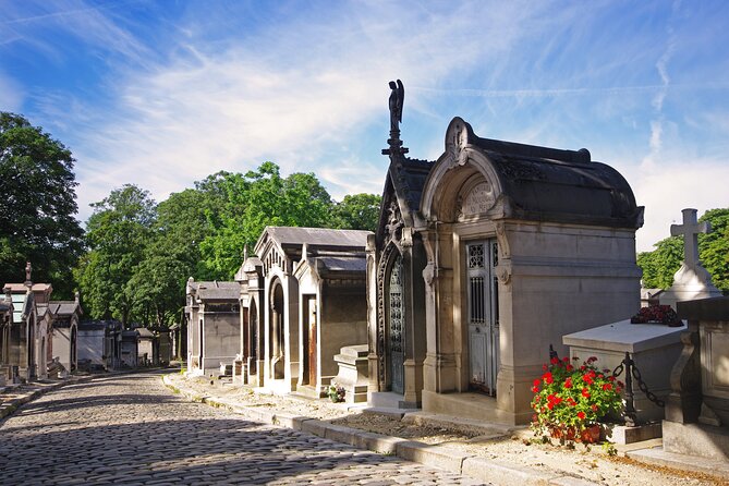 Private Père Lachaise Cemetery Walking Tour - Key Things to Know Before You Go