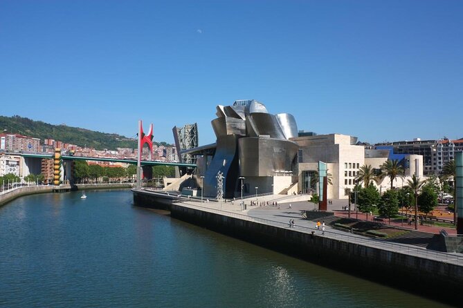 Private Photographic Walk of San Sebastian and Bilbao - Leaving Biarritz at 9 a.m.