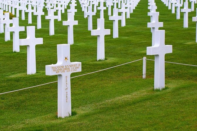 Private round transfer to Normandy D Day Beaches from Paris - Arromanches and the Mulberry Harbour