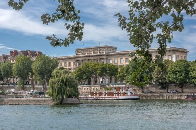 Private Screen to Streets: A TV Show-inspired Paris Walking Tour - Key things I’d prioritize before you book