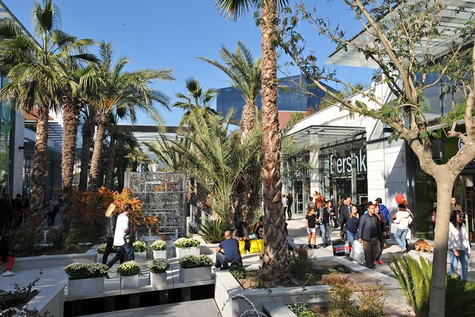 Private tour French Riviera Shopping & Lunch in St Paul de Vence - What the $856.63 group price really buys