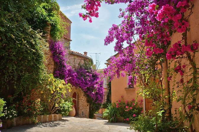 Private Tour from Saint-Tropez to the flowers city - Cavalaire-sur-Mer: the coastal pause