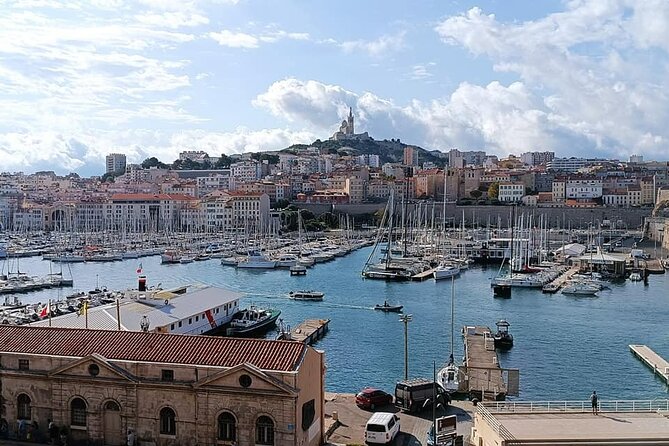 Private Tour in Aix en Provence with Wine Tasting - Timing, transport, and group size